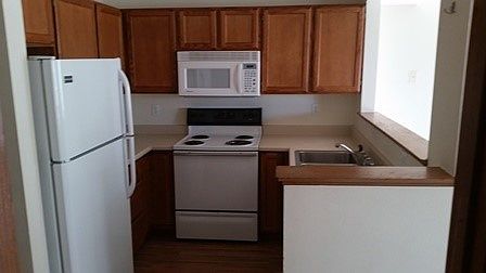 2nd image of 3815 Dore Ln #B
