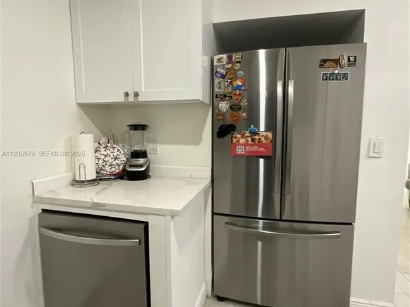 820 NW 87th Ave APT 114, Miami, FL 33172
