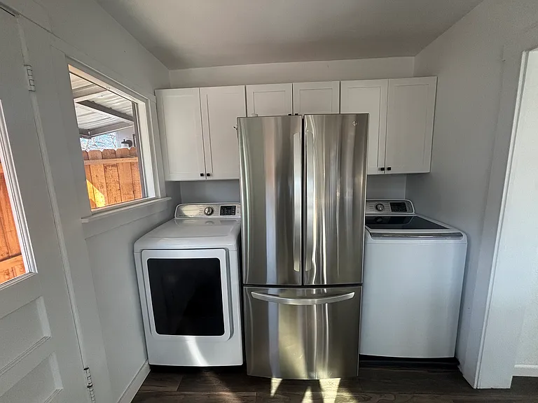 423 E Yampa St #A — Photo 5