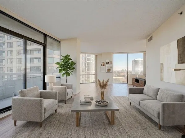 14 Greenway Plz Unit 6P, Houston, TX 77046