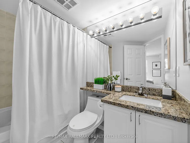 311 Richmond St E #303 — Photo 14