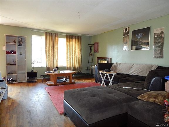 5th image of 4526 128th Pl NE