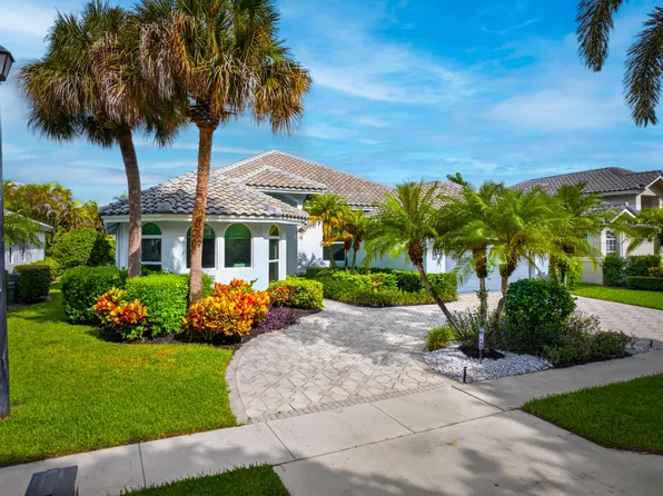 7690 La Corniche Circle, Boca Raton, FL 33433