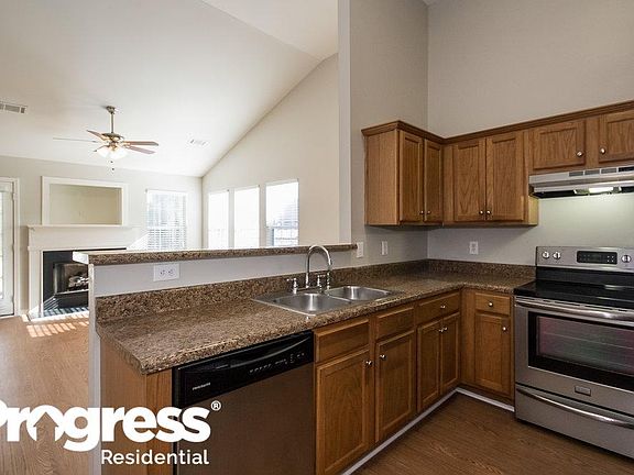 4th image of 622 Fairgreen Trl #0