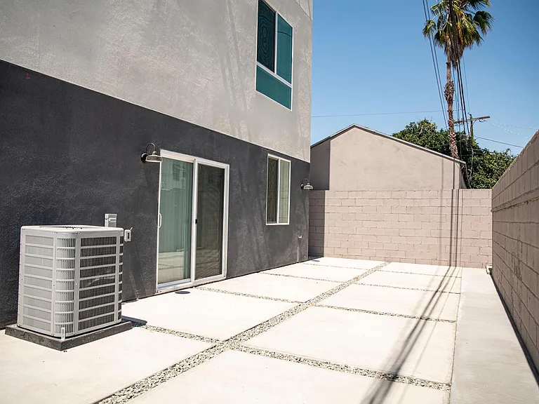 3046 West Blvd — Photo 28