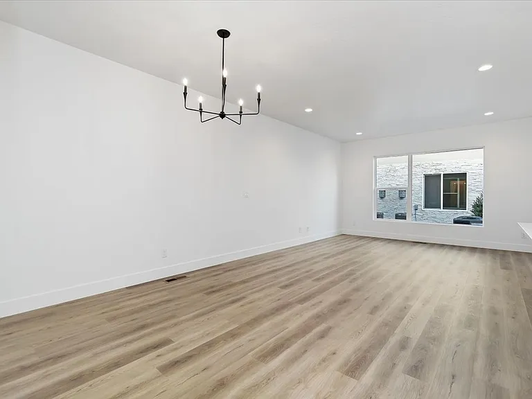 736 S Calhoun Ln — Photo 28