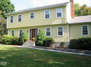 4906 Madison Ave, Trumbull, CT 06611