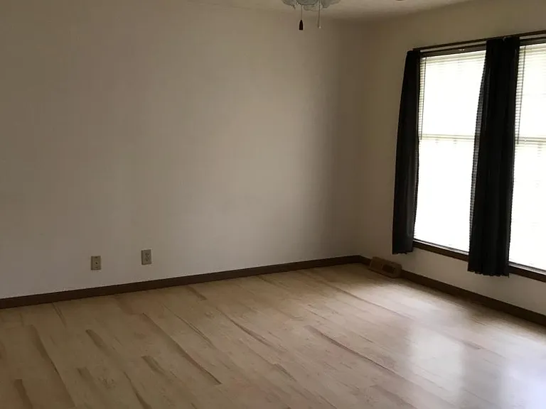 337 W 1st St #337 — Photo 3