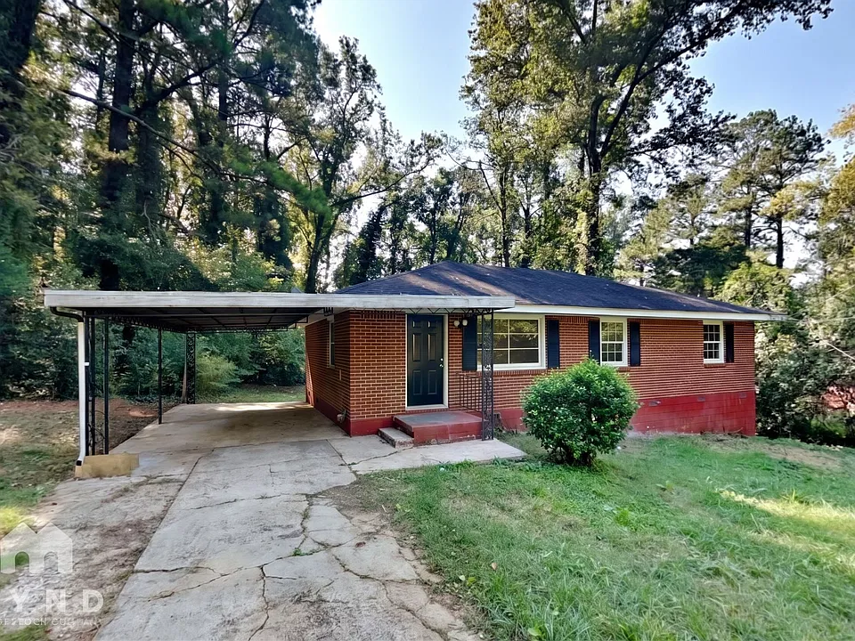 3585 Tulip Dr