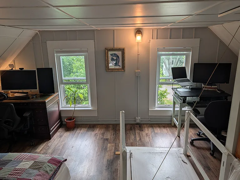 20 Badger St — Photo 14