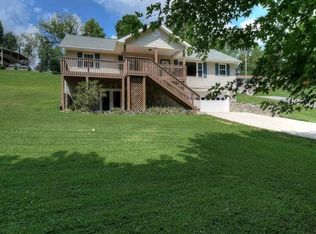 420 Sugar Hollow Rd, Unicoi, TN 37692