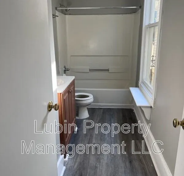 330 Lema Pl — Photo 3