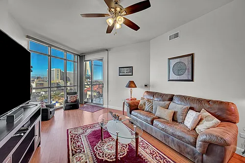 200 W Sahara Ave Photo 1