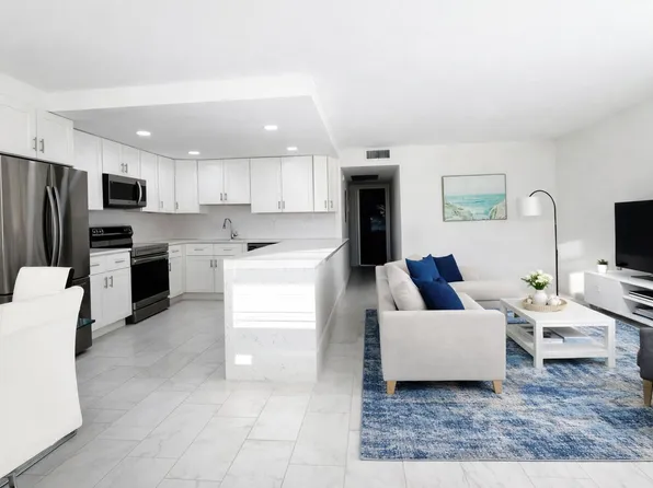 2003 Lincoln Pl, Boca Raton, FL 33434