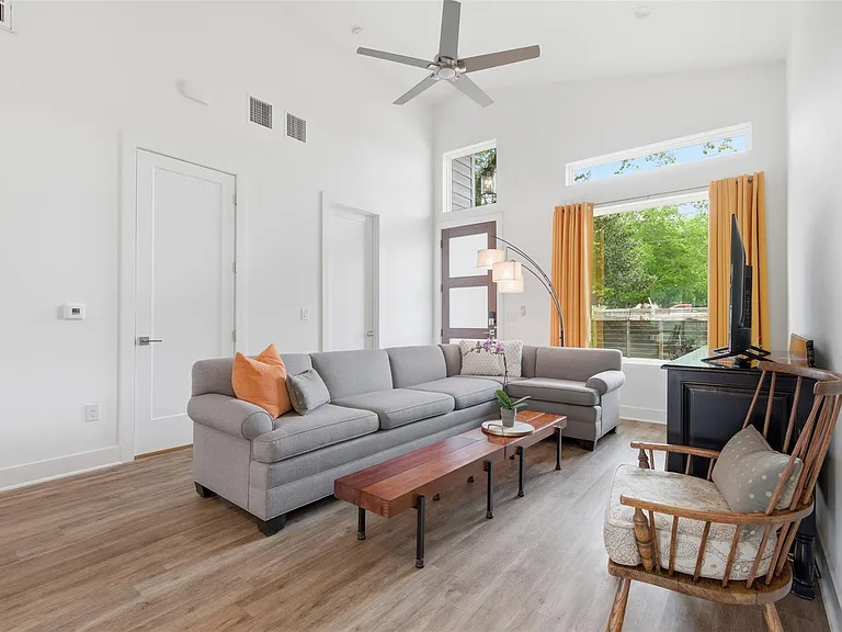 5909 Nancy Dr #1 — Photo 5