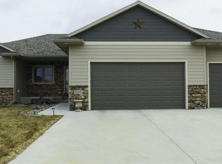 2705 E Palmer St, Brandon, SD 57005