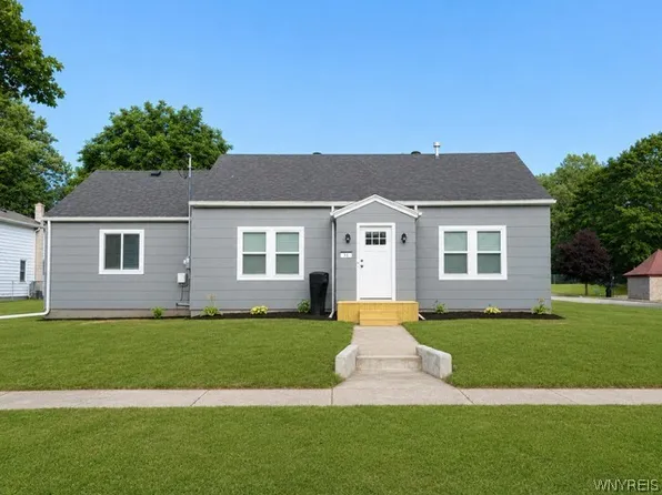 31 Elmwood Ave, Batavia, NY 14020