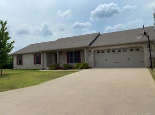 1329 Vantage Dr, Cape Girardeau, MO 63701