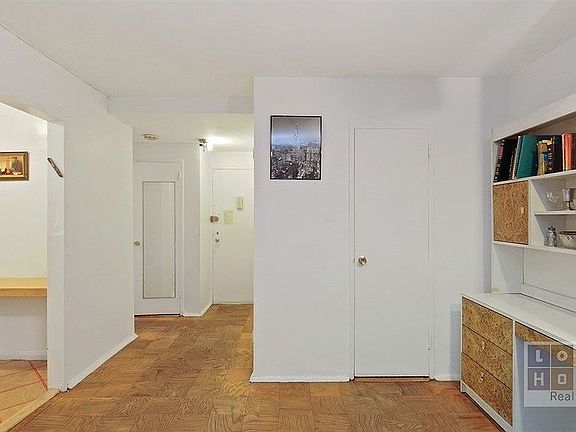 2nd image of 210 Broadway APT H302