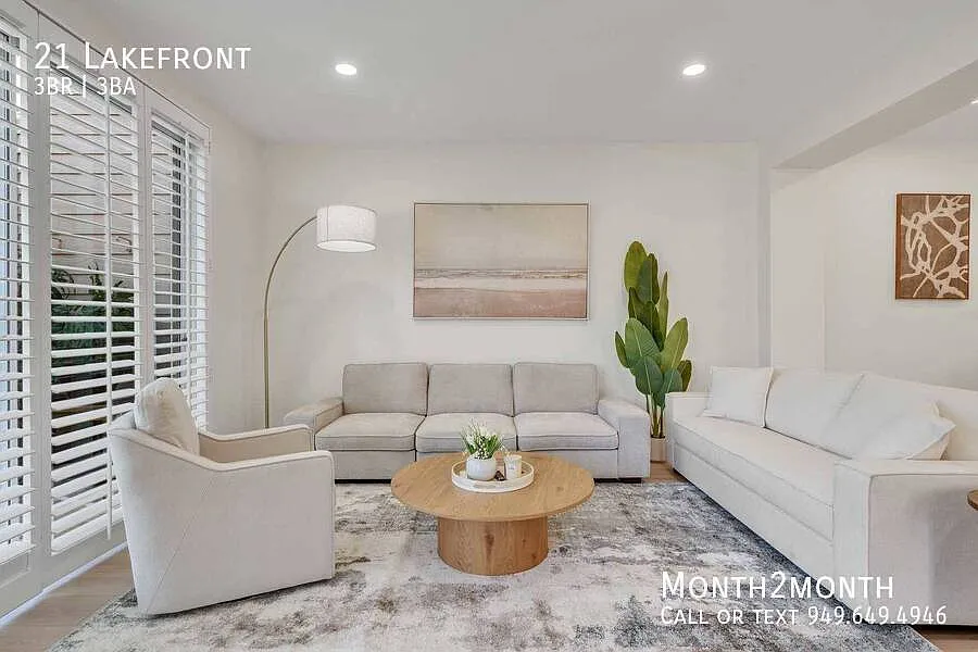 Lakefront Retreat — Photo 2