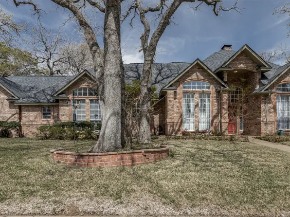 923 Holly Hills Ct, Keller, TX 76248