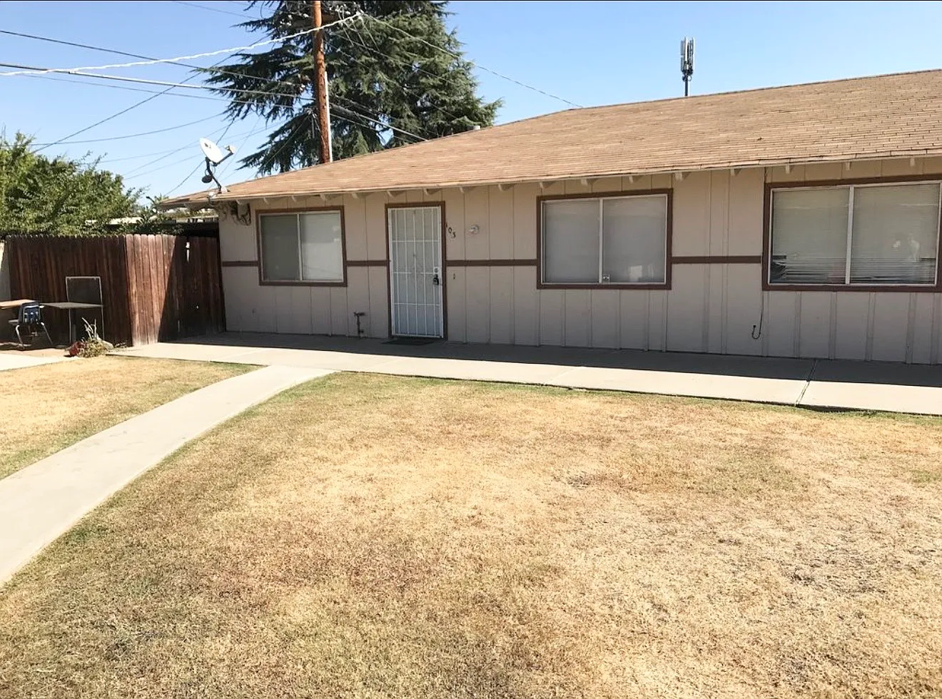 2 bed, 1000 sqft, $1,400 — Photo 1