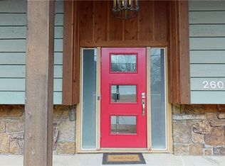 2609 N Old Wire Rd, Fayetteville, AR 72703