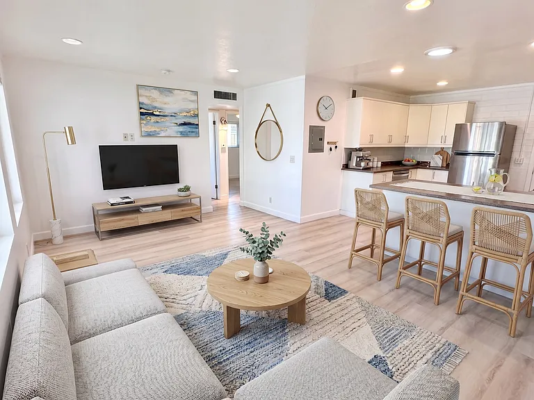 6557 E Osborn Rd #6 — Photo 13