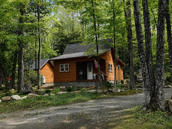 27 Birch Point S, Morgan, VT 05853