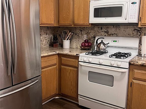 3rd image of 8939 Gallatin Rd Unit 16