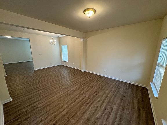 3rd image of 1420 Ladora Dr