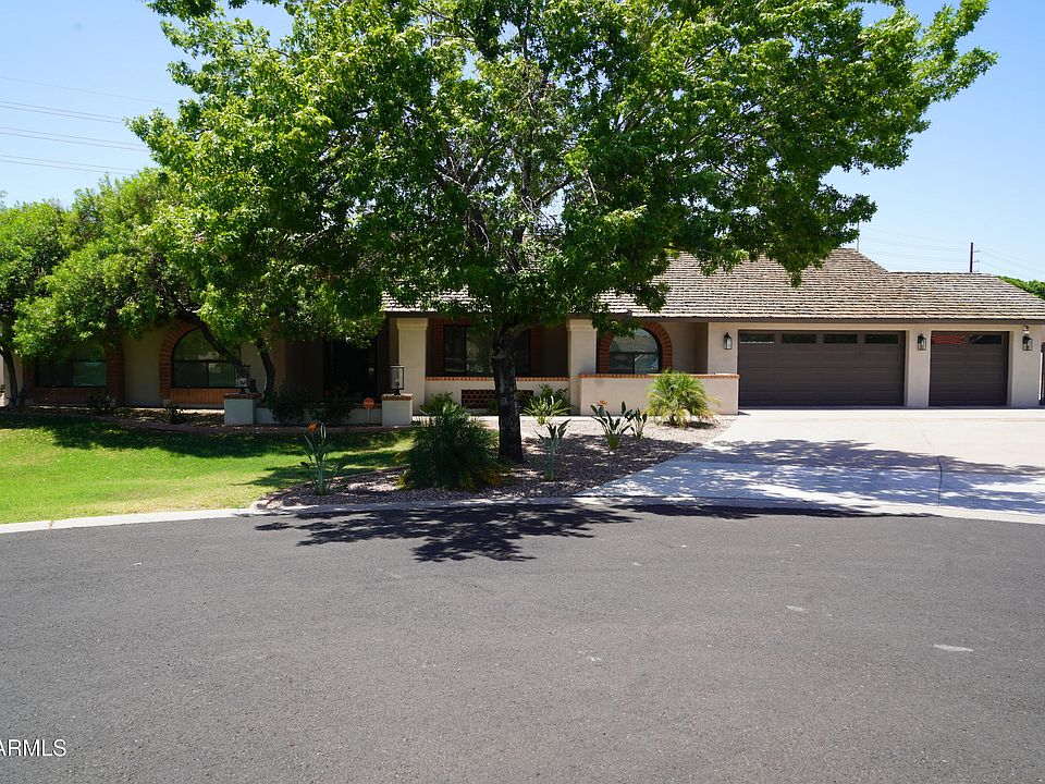 1st image of 226 W RANCH Road