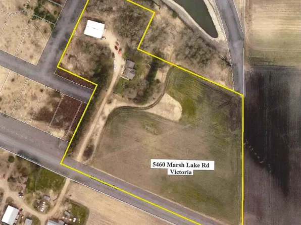 5460 Marsh Lake Rd, Chaska, MN 55318