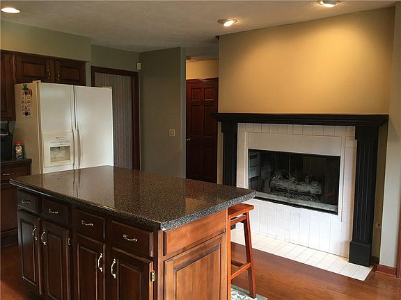 3rd image of 5901 S County Road 475 E