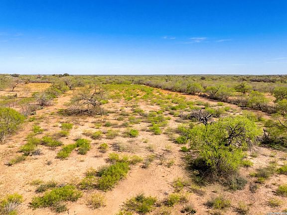 3rd image of 4246 Rakowitz Rd