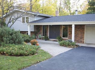 5324 Brookbank Rd, Downers Grove, IL 60515