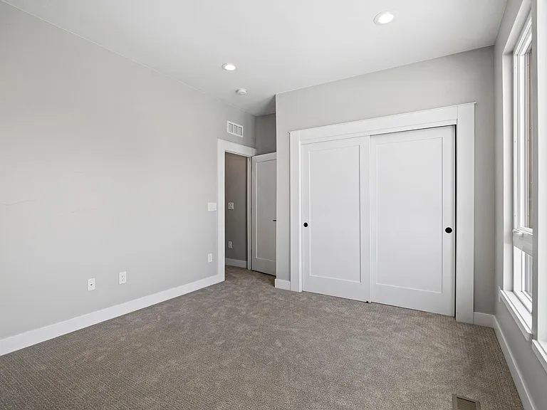 3832 Jason St #5 — Photo 16