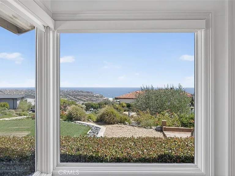 32201 Sea Island Dr — Photo 6