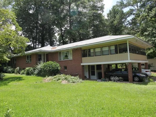 3225 Lamar Cir SE, Smyrna, GA 30082