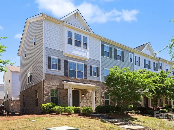 9431 Ainslie Downs St, Charlotte, NC 28273