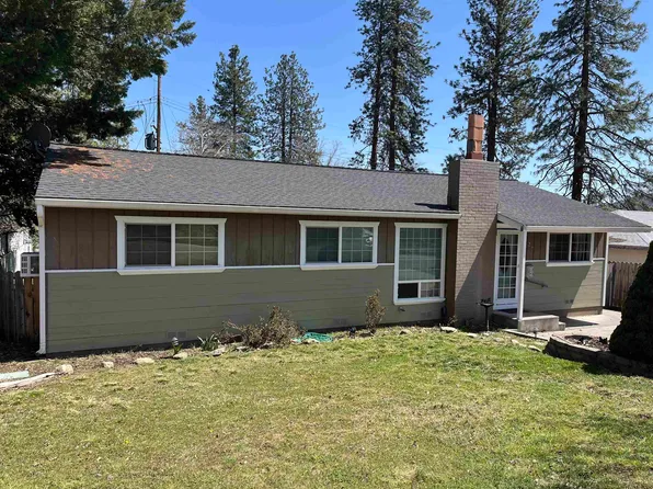 308 Prospect Ln, Yreka, CA 96097