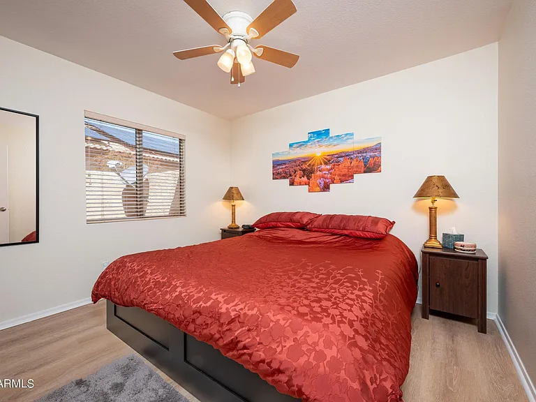 707 W Baylor Ln — Photo 9