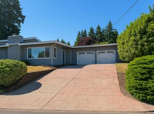 17140 NE 5th Pl, Bellevue, WA