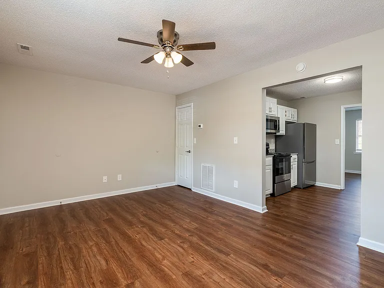Axis on Roan Apartments — Photo 5