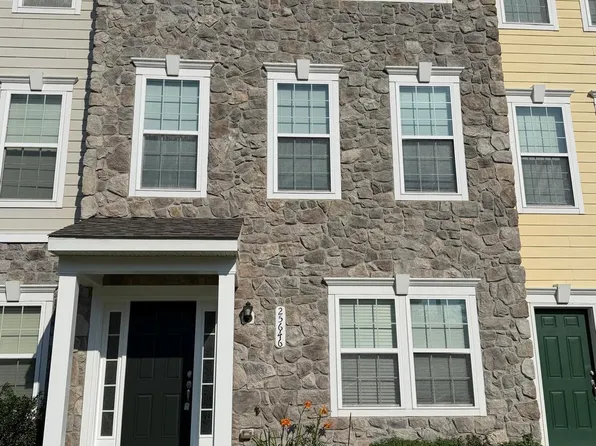 25646 Pleasant Valley Rd, Chantilly, VA 20152