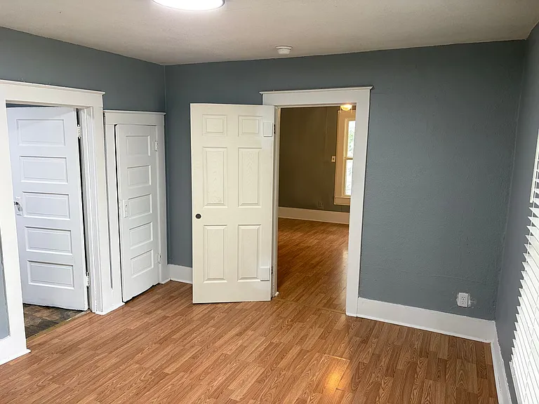 210 N 19th St — Photo 13