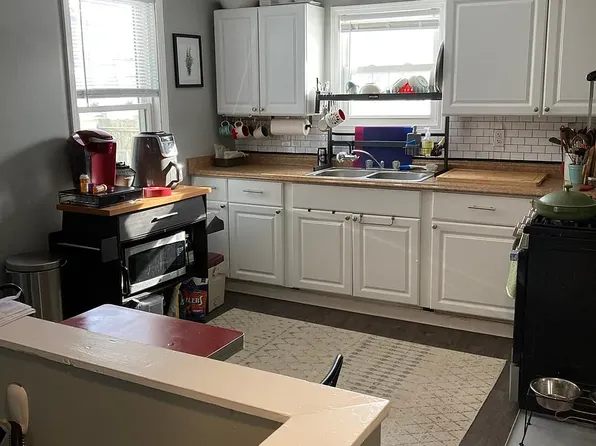 77 Barton St, Rochester, NY 14611