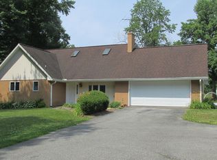 896 Simmontown Rd, Gap, PA 17527