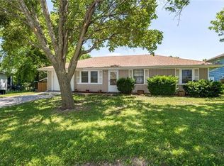 901 Gambrell St, Greenwood, MO 64034