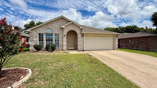 243 Lake Travis Dr Photo 1 243 Lake Travis Dr Photo 1